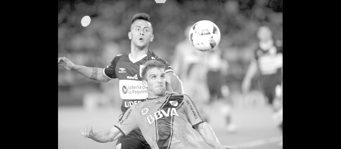 Kevin Ceceri fue titular en la derrota de Gimnasia ante River 