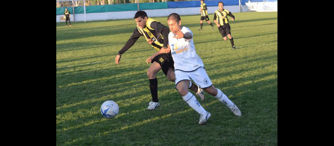 El Chaira fue superior a San MartÃ­n en la cancha de Embajadores y volviÃ³ a ganar 