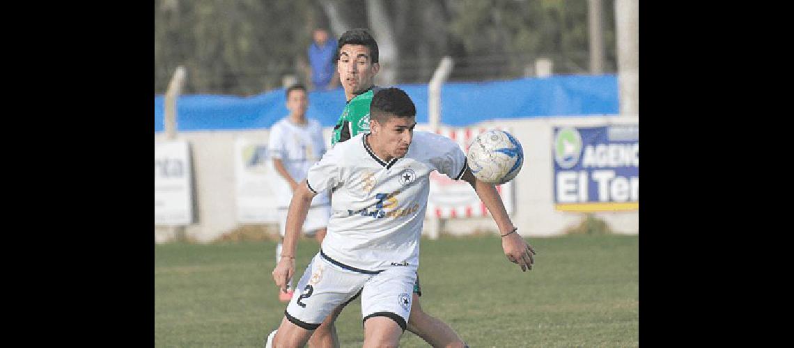 Racing A Club viene de ganarle a Embajadores y ahora se medirÃ ante El FortÃ­n 