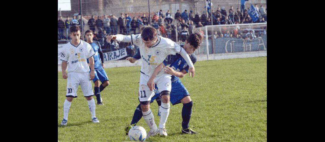 Racing y Sierra Chica en el estadio Domingo Colasurdo jugarÃn el partido central de la 16Âª fecha No habrÃ pÃºblico 