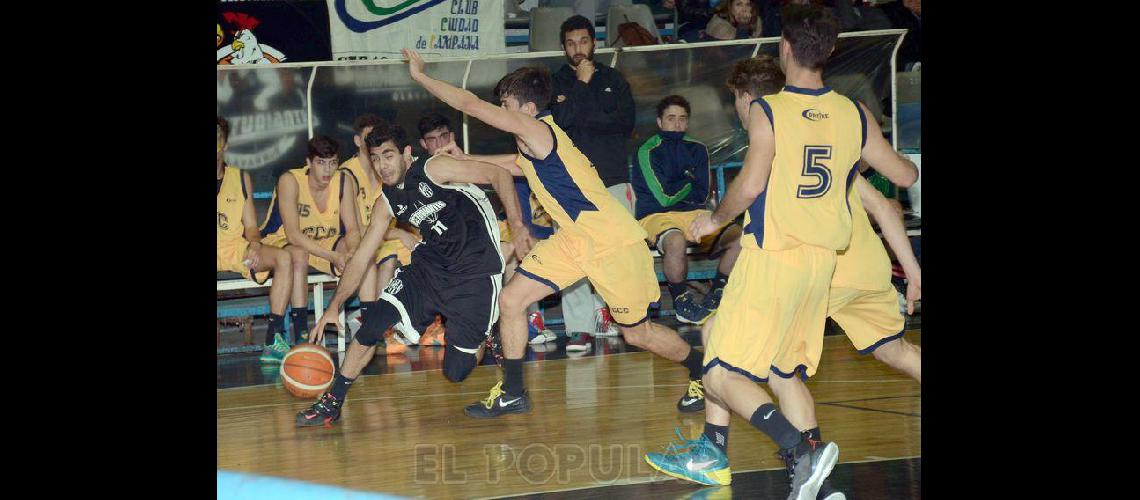 Estudiantes aplastoacute a Ciudad de Campana y forzoacute el tercer juego