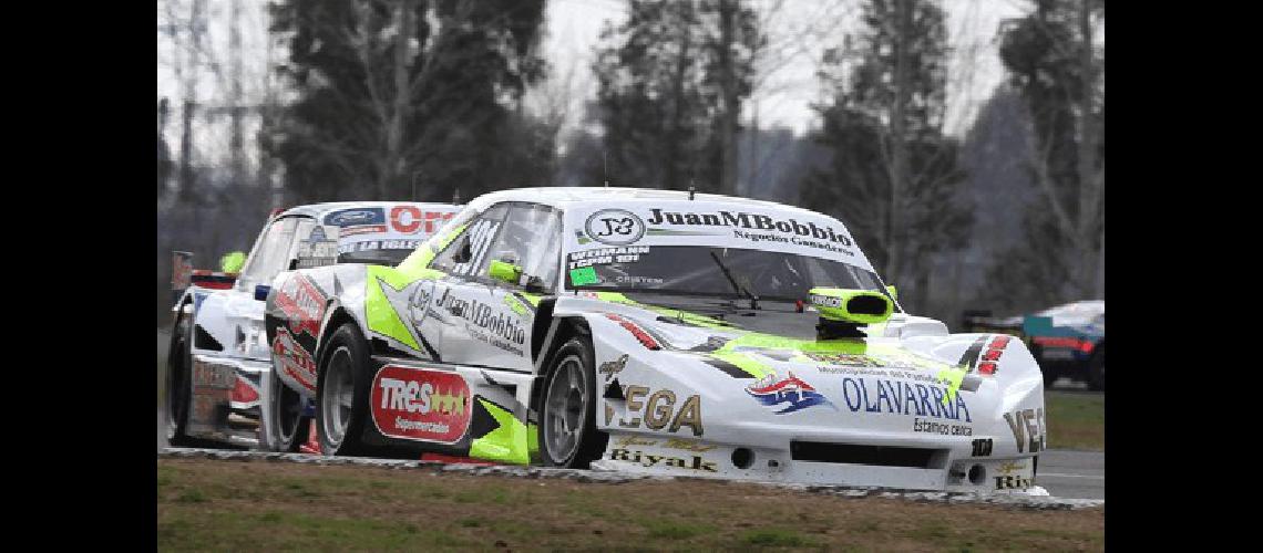 Alejandro Weimann con la Dodge de Laboritto Juniors estÃ� entre los protagonista del TC Pista Mouras 