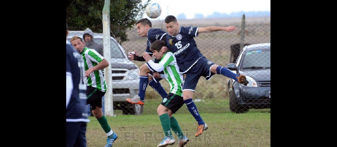 Racing tampoco se detuvo en la Estacioacuten Hinojo