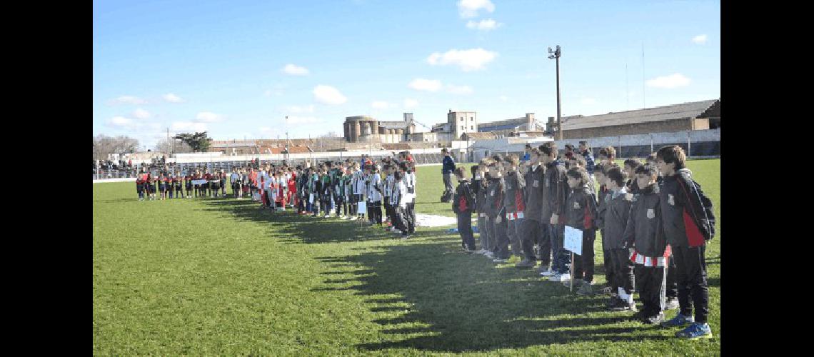 El acto de apertura contÃ³ con la presencia de los distintos clubes que son parte del evento 