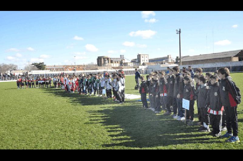 El acto de apertura contÃ³ con la presencia de los distintos clubes que son parte del evento 