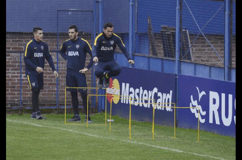 Carlos Tevez se entrenÃ³ en Boca a la par de sus compaÃ±eros 