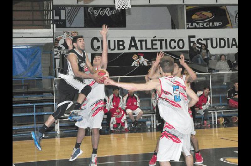 AgustÃ­n Brocal con 32 puntos fue nuevamente el goleador de Estudiantes 