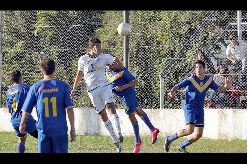 Racing y Lujaacuten se ponen al diacutea