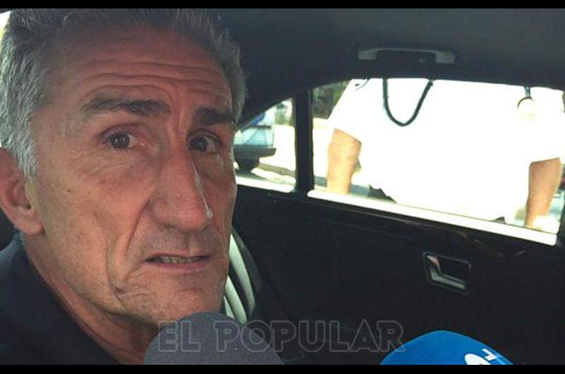 Edgardo Bauza se reunioacute con Messi