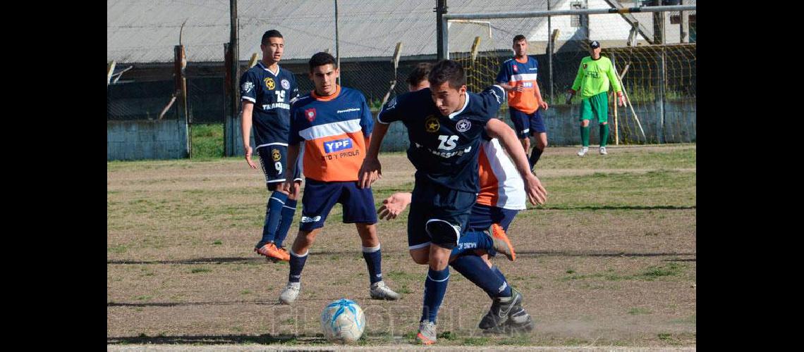 Con sufrimiento Racing volvioacute a la senda del triunfo