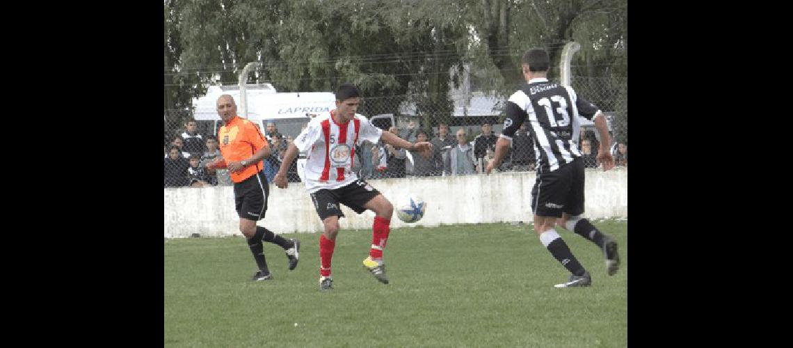 Ingeniero un plantel unido que se quedÃ³ con torneo de la LLF 