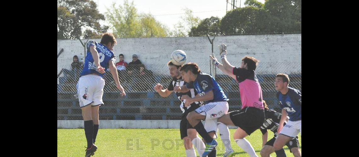 Hinojo y Estudiantes los caballeros de la angustia