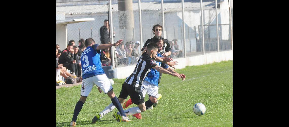 Hinojo y Estudiantes los caballeros de la angustia