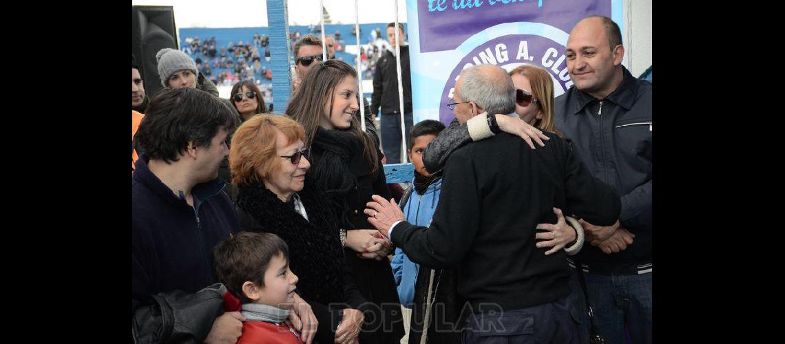 La fiesta de Racing en su regreso a casa