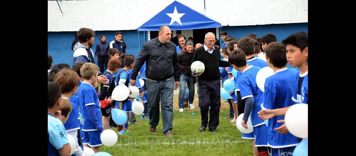 La fiesta de Racing en su regreso a casa