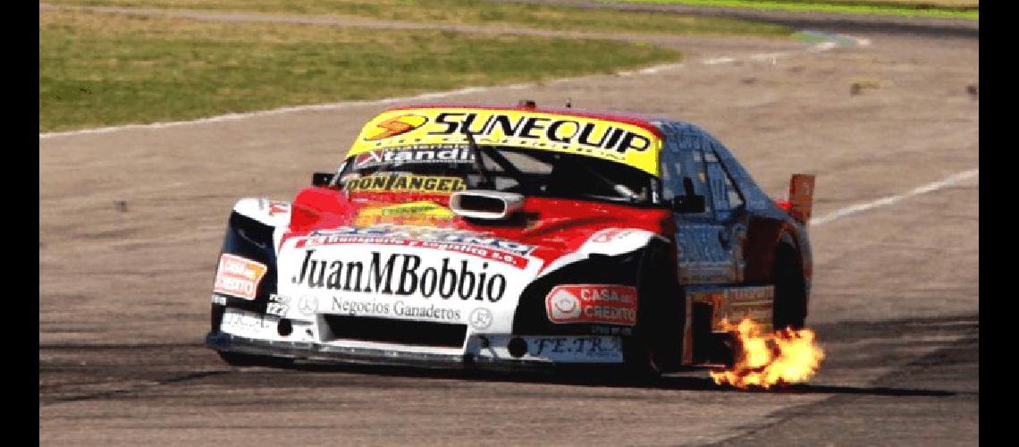 Pezzucchi cambiÃ³ de auto y regresÃ³ al TC Pista con un buen sexto puesto 