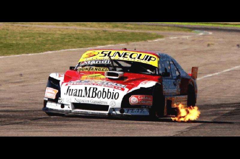 Pezzucchi cambiÃ³ de auto y regresÃ³ al TC Pista con un buen sexto puesto 