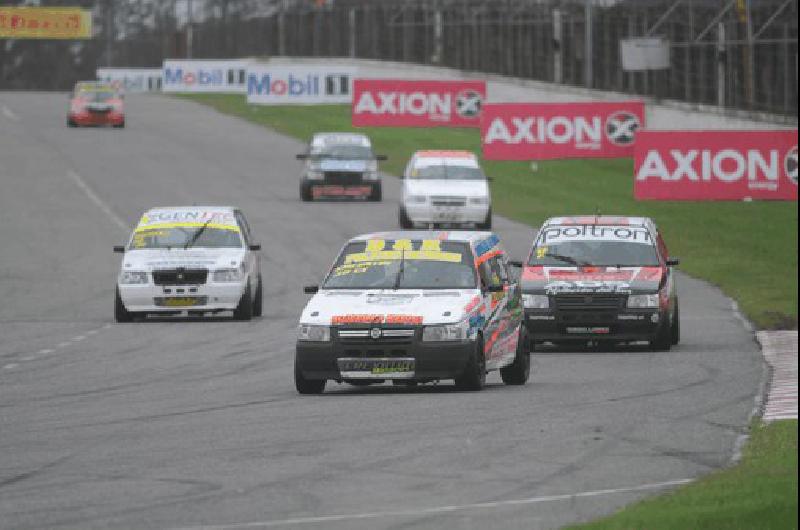 Daniel CrevatÃ­n estÃ� segundo en el campeonato de la Clase 1 del Turismo Pista 