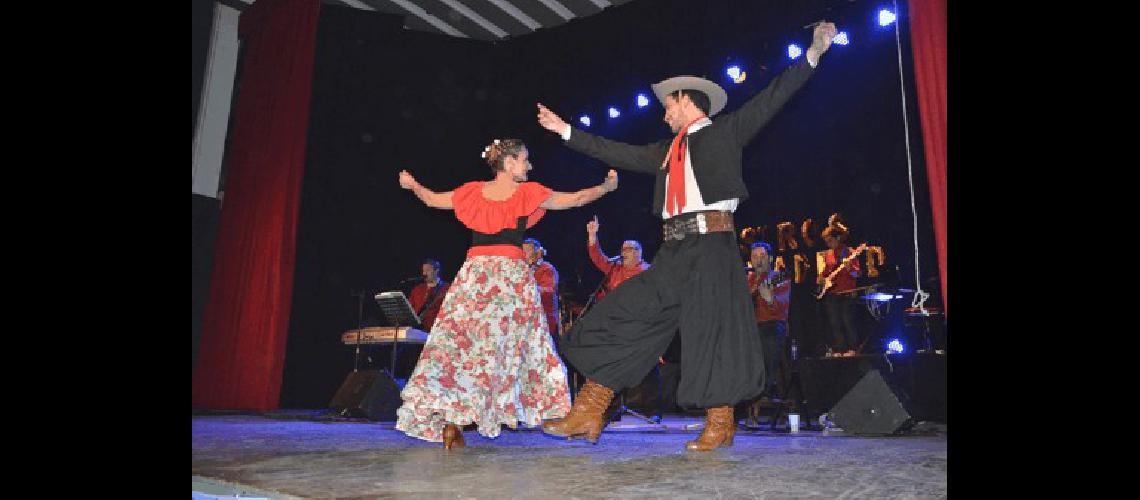 Festival folklÃ³rico El Astros de La Madrid 