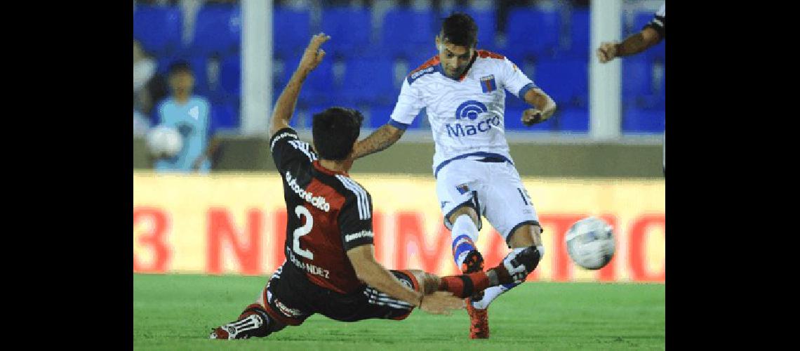 Lucas Janson pasaba un buen momento en Tigre 