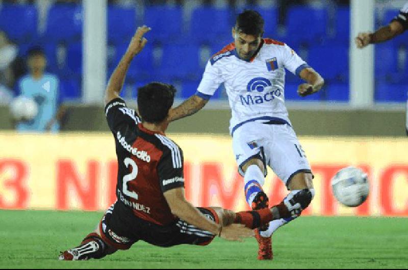 Lucas Janson pasaba un buen momento en Tigre 