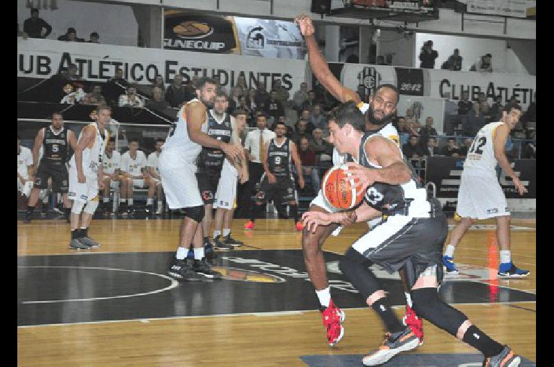 El equipo bataraz del Lobito Gustavo Ismael FernÃndez cayÃ³ el domingo frente al Aurinegro de BahÃ­a Blanca 