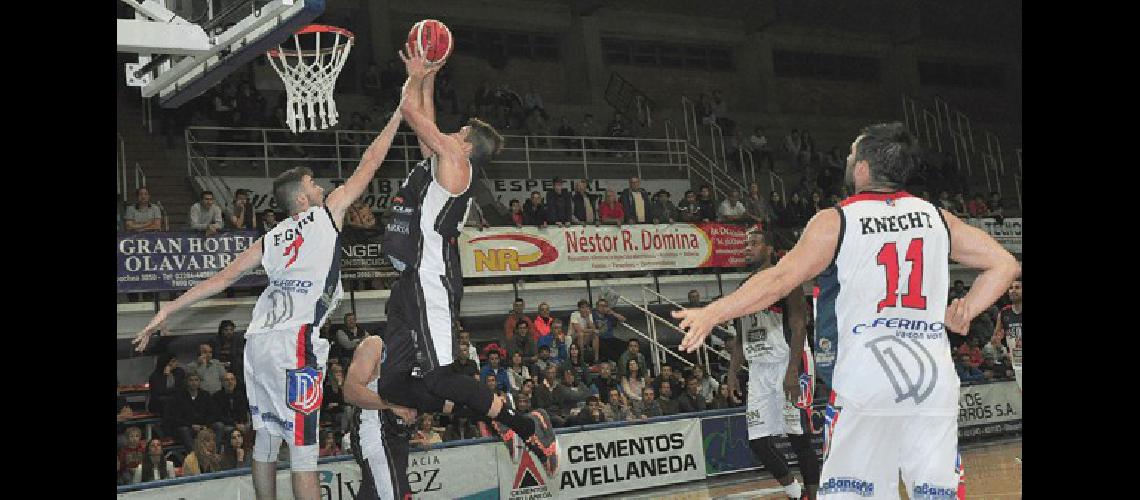 El equipo bataraz del Lobito Gustavo Ismael FernÃndez logrÃ³ anoche una sÃ³lida victoria 