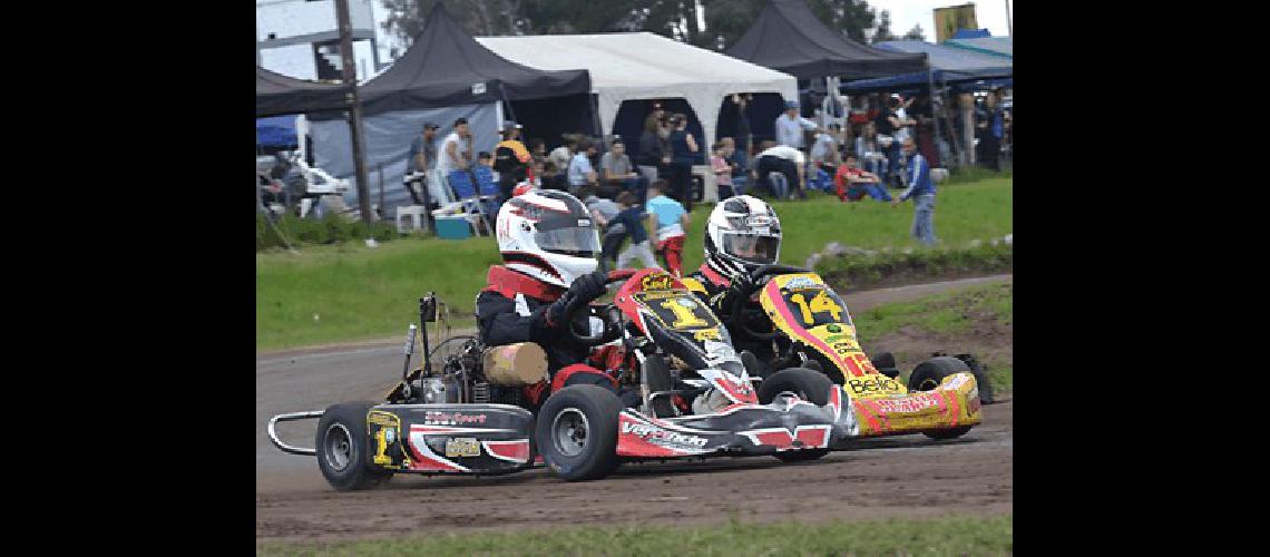 El campeÃ³n De Caseres estÃ� arriba en el Playoff de Escuela 