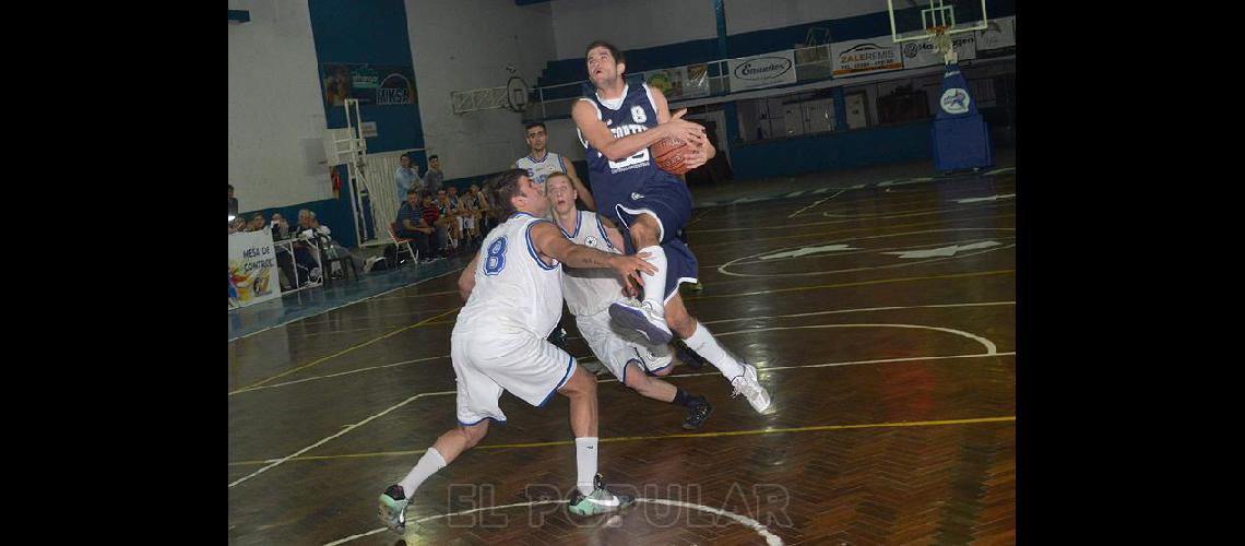 Racing ganoacute el duelo local