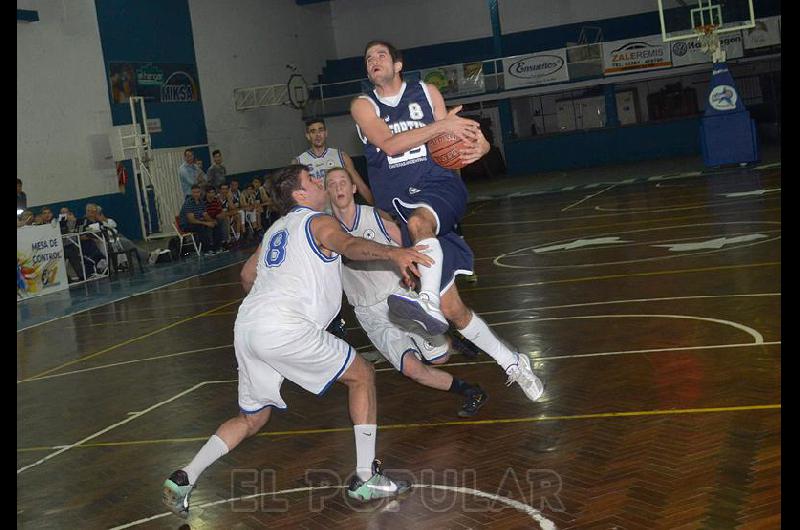 Racing ganoacute el duelo local