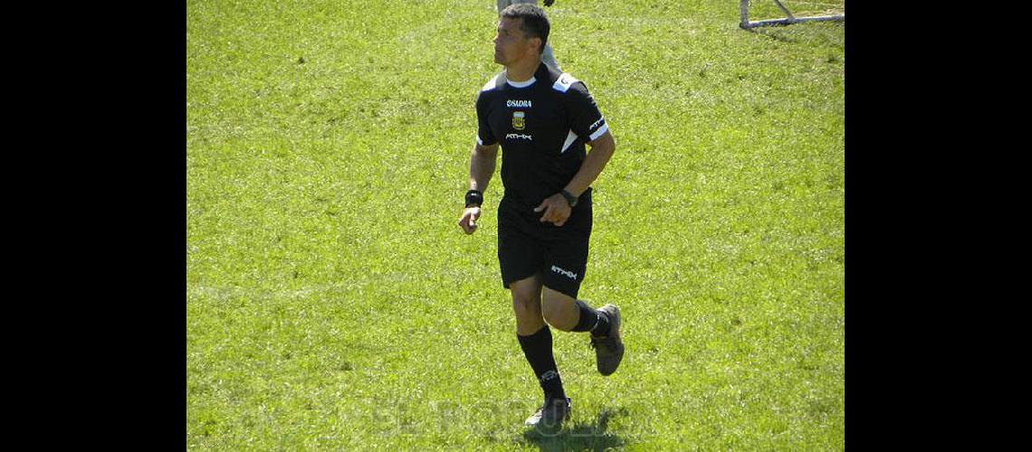 Gonzaacutelez dirigiraacute la <br>final de Ferro en Bahiacutea