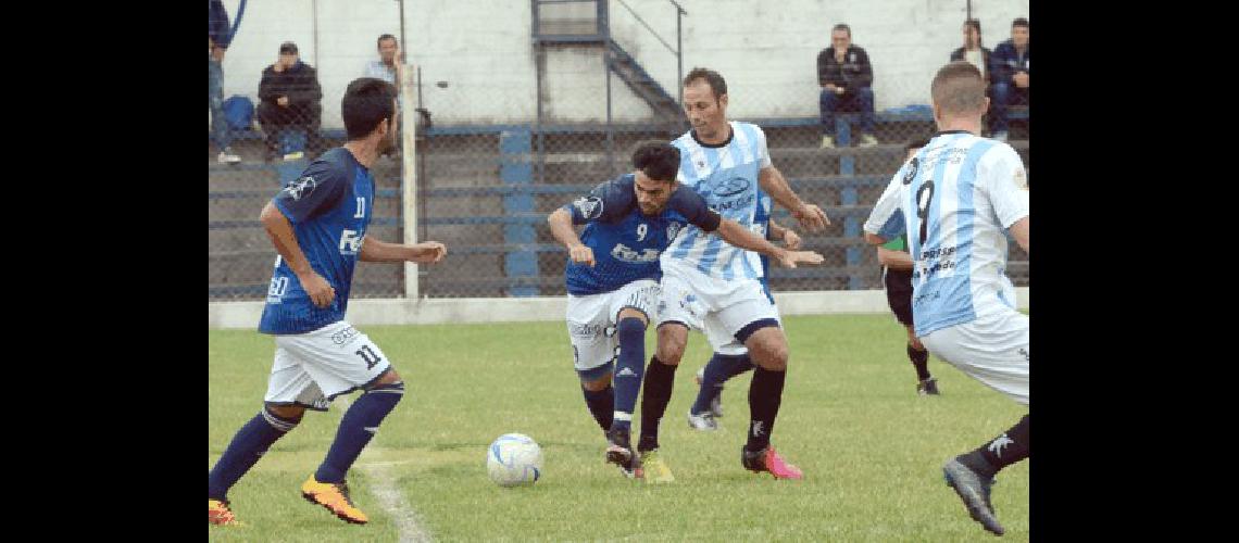 Ferro Carril Sud venciÃ³ a El FortÃ­n y ahora se medirÃ ante Loma Negra 