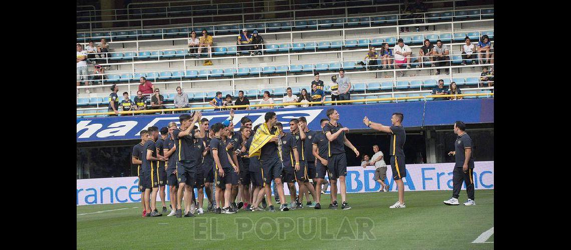 Agustiacuten Osinaga dio la vuelta <br>este domingo en La Bombonera