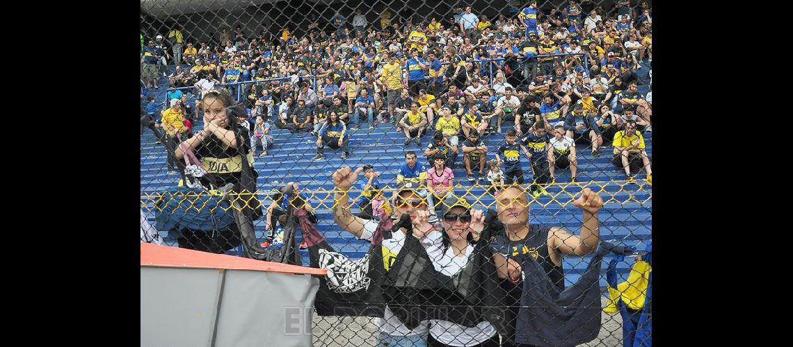 Agustiacuten Osinaga dio la vuelta <br>este domingo en La Bombonera