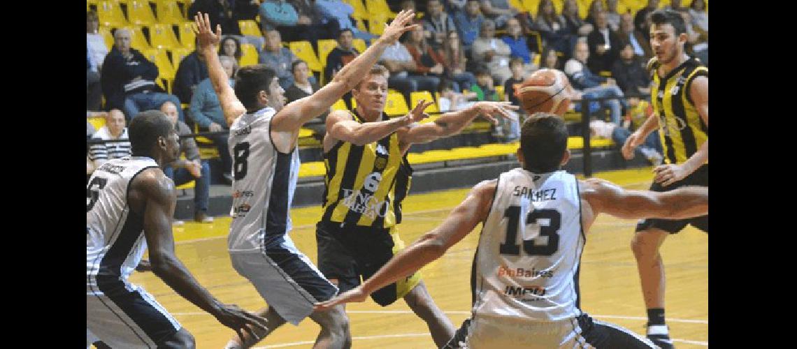 Estudiantes viene de jugar dos partidos en BahÃ­a Blanca 