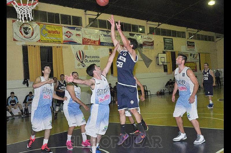 El Fortiacuten no pudo de local y cayoacute <br>con Ateneo en el Amadeo Bellingeri