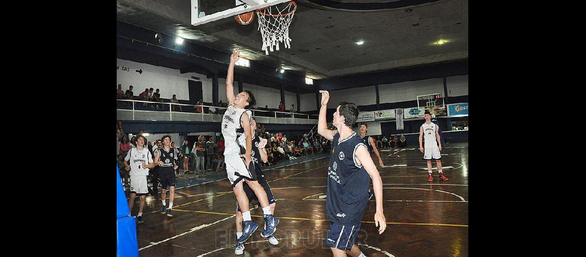 Racing fue una aplanadora en el suplementario