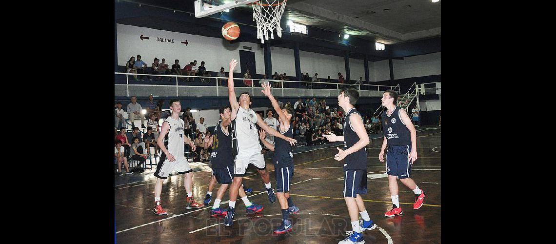 Racing fue una aplanadora en el suplementario