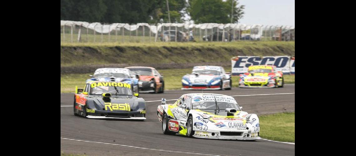 Alejandro Weimann partiÃ³ desde el cajÃ³n 11 avanzÃ³ varias posiciones y llegÃ³ cuarto en la penÃºltima fecha del TC Pista Mouras en ConcepciÃ³n del Uruguay 