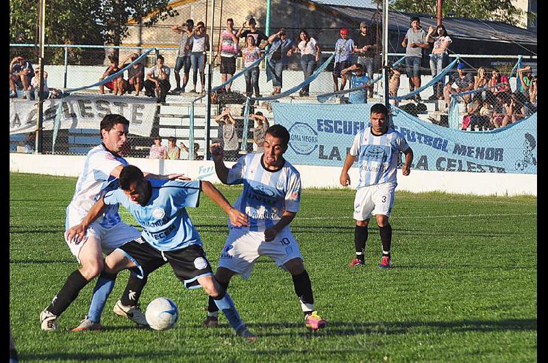 Loma Negra logroacute una luz ante Ferro