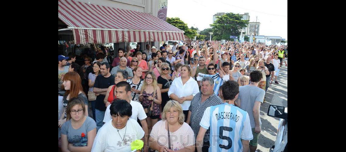 Imaacutegenes de la llegada de Delbonis