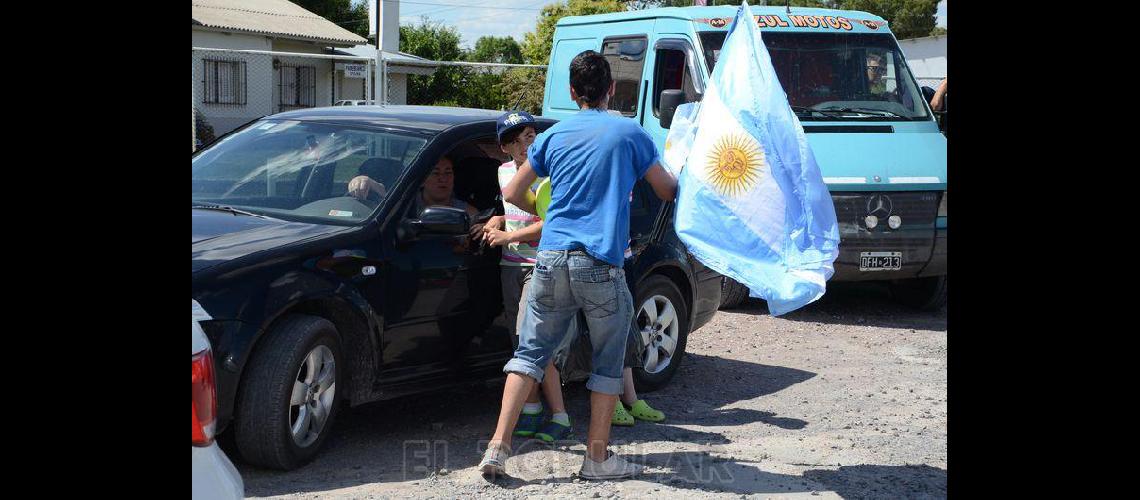 Imaacutegenes de la llegada de Delbonis