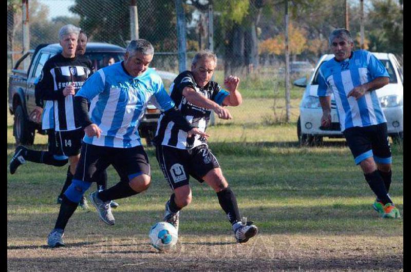 Este saacutebado se resuelve el campeoacuten en mayores de 50