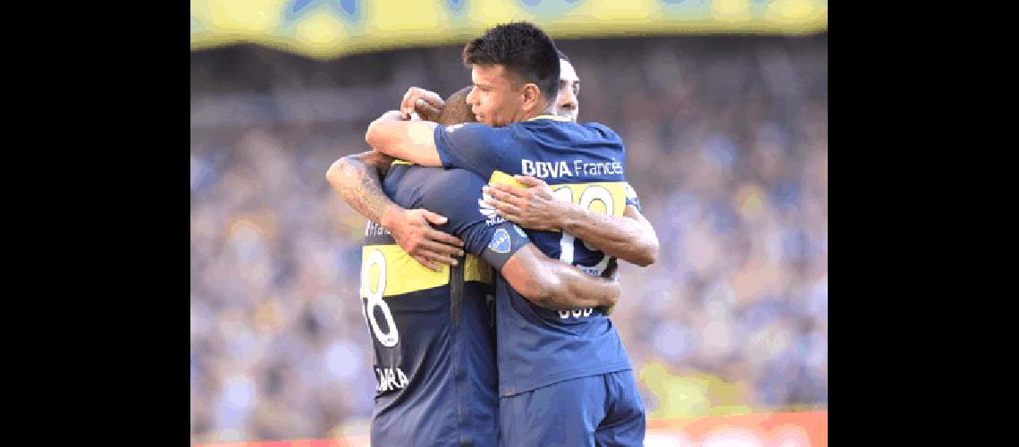 Boca logrÃ³ un buen triunfo ante Racing para seguir en la pelea del torneo 