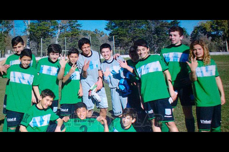 Racing se quedoacute con el claacutesico 2006 y se metioacute en semifinales