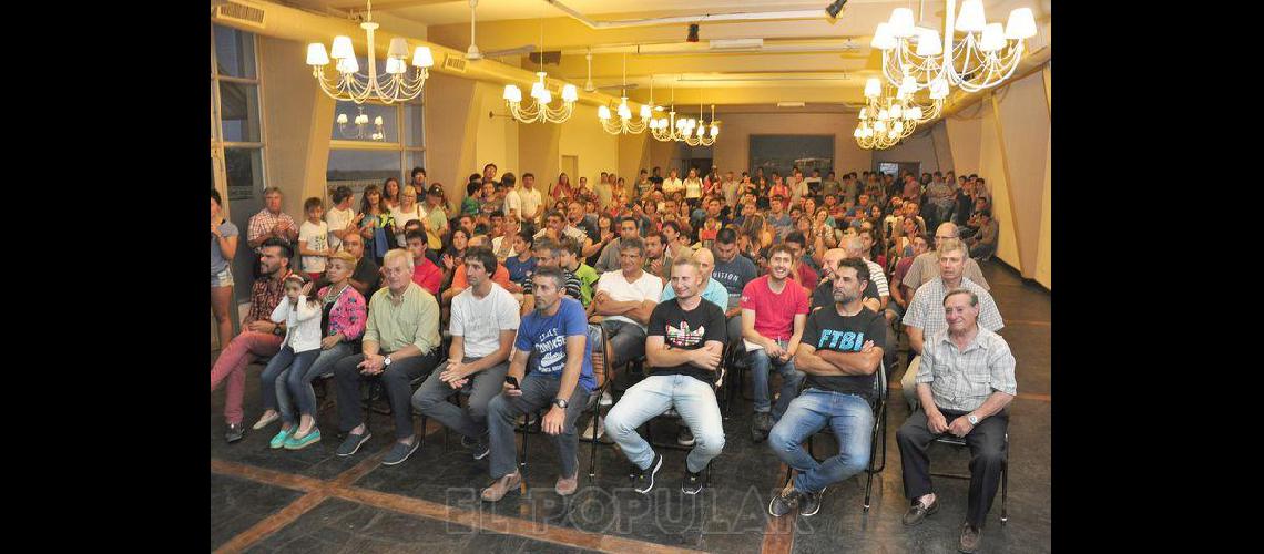 Todas las imaacutegenes todos los premiados de la noche