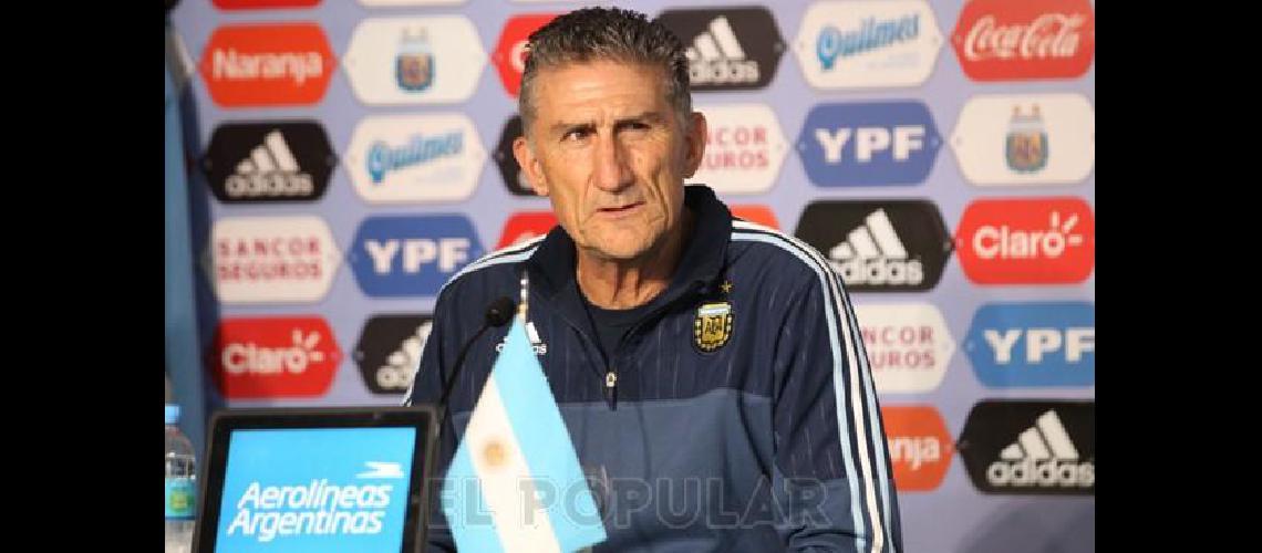 Bauza piensa en Tevez