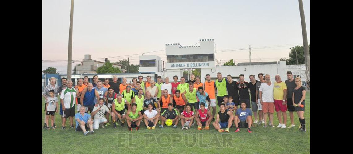 Pasoacute otra edicioacuten del fuacutetbol solidario