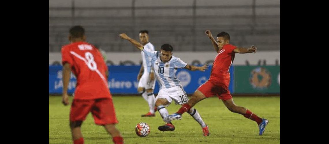 El equipo nacional igualÃ³ con PerÃº en la primera jornada del torneo 