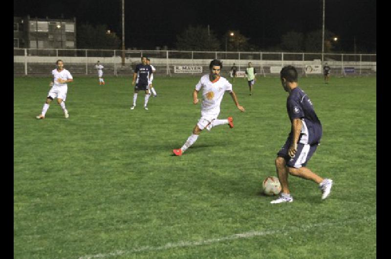 Racing visitÃ³ el viernes a HuracÃn de Tres Arroyos en su Ãºltimo amistoso 